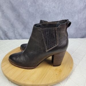 UGG Brown Nubuck Leather Chelsea Lined Booties boots size 9.5